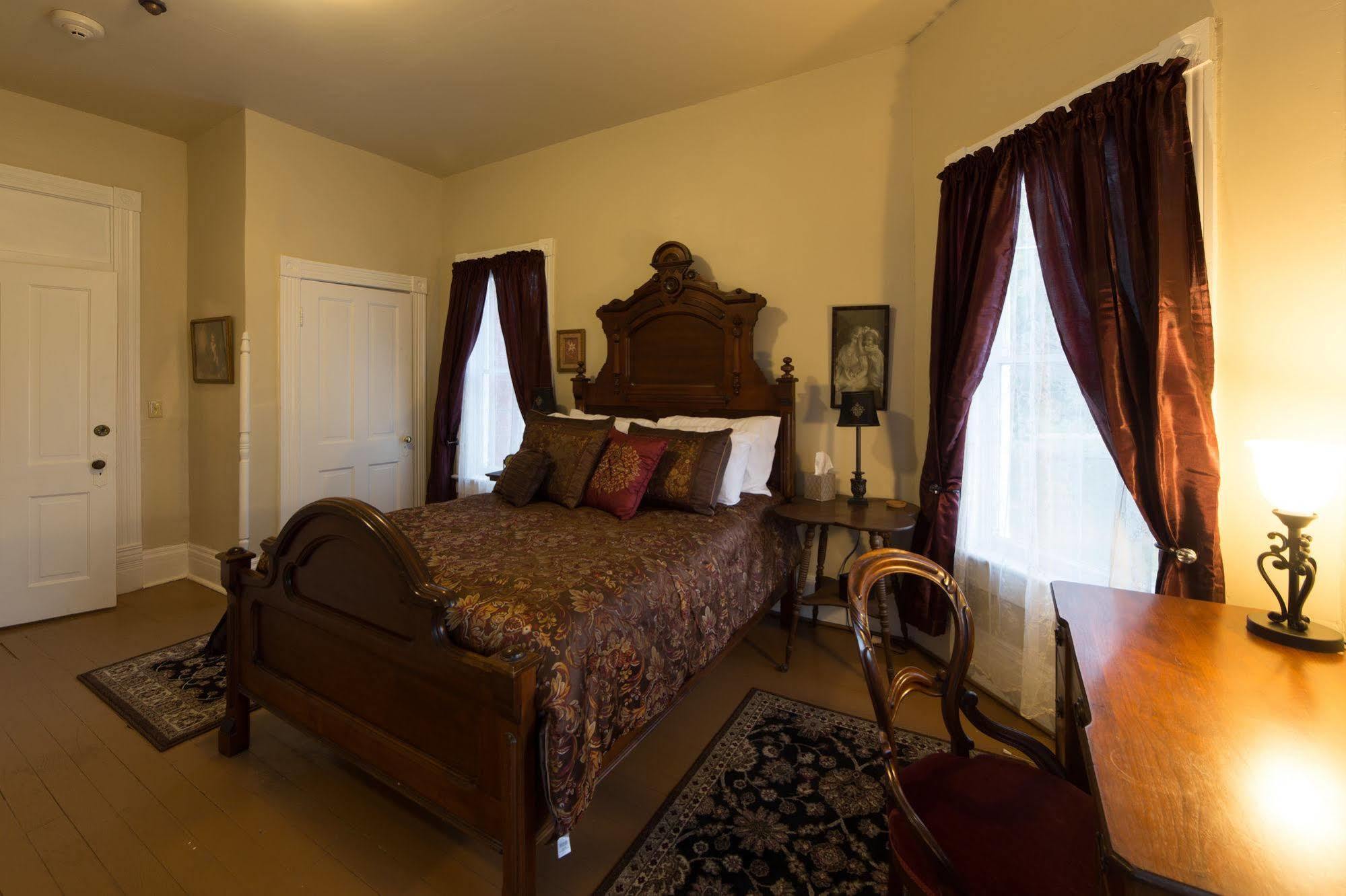Grand Victorian Inn (Adults Only) Park City Eksteriør bilde